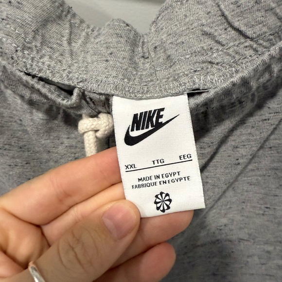 Nike sweatpant joggers size XXL - Picture 3 of 5
